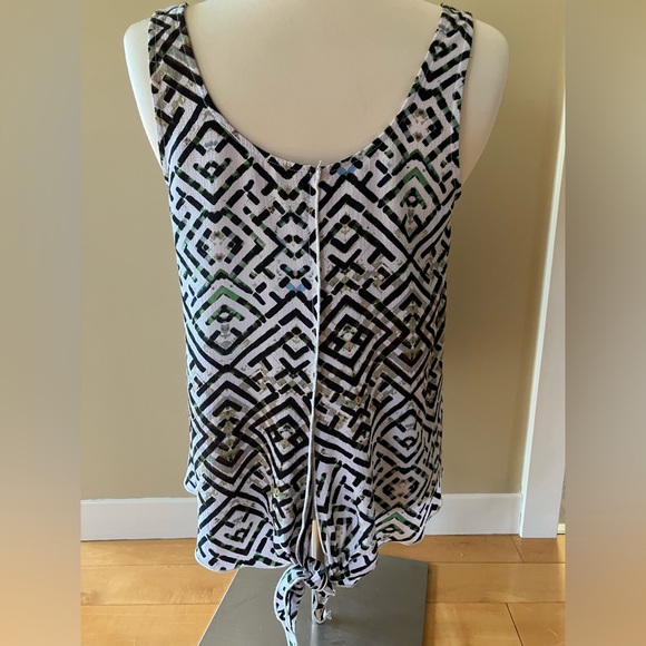 Rachel Roy geometric print tank top. - Picture 3 of 5